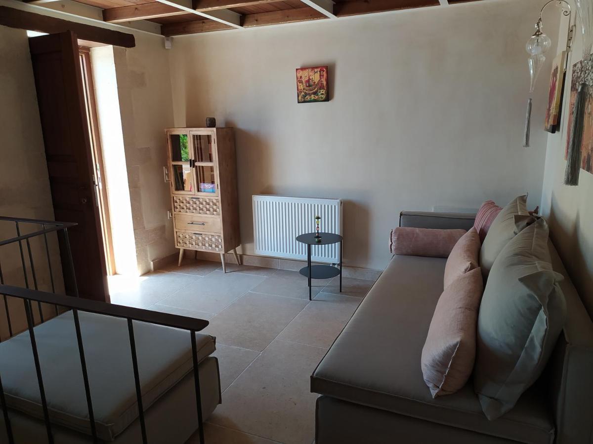 Wild Violet Villa: An Old Vision Of Luxury Melidhónion Exterior foto